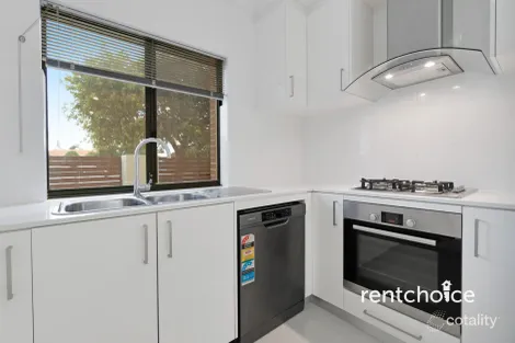 Property photo of 10A Halland Way Westminster WA 6061