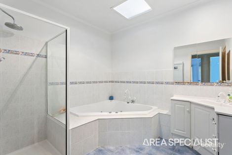Property photo of 36 Macqueen Avenue Korumburra VIC 3950