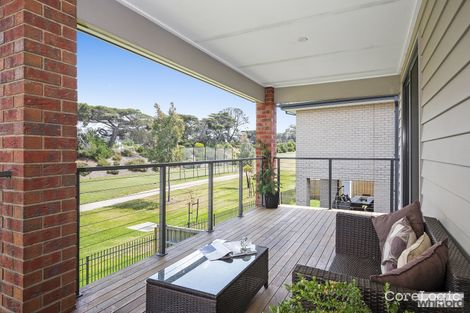 Property photo of 6 Muir Place North Geelong VIC 3215