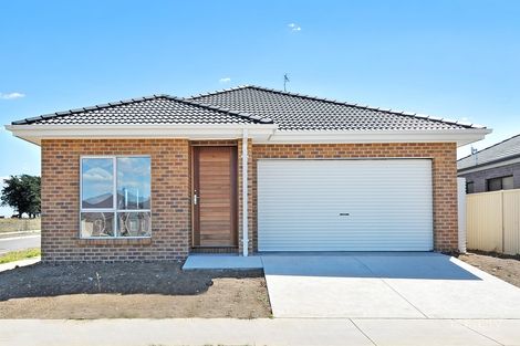 214 Kossuth St, Sebastopol, VIC 3356