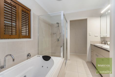 Property photo of 31 Sheerwater Parade Douglas QLD 4814