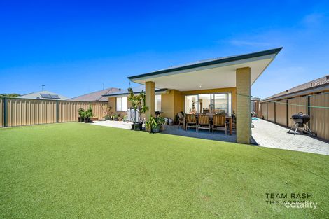 Property photo of 33 Dorrigo Bend Yanchep WA 6035