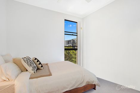 Property photo of 18 York Street Robina QLD 4226