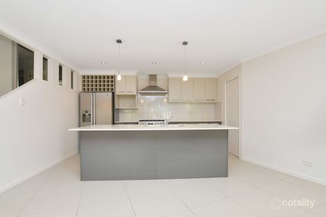 Property photo of 5 Hyde Avenue Springfield Lakes QLD 4300