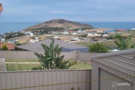 Property photo of 33 Southern Right Crescent Encounter Bay SA 5211