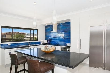 Property photo of 44 Seagull Avenue Mermaid Beach QLD 4218