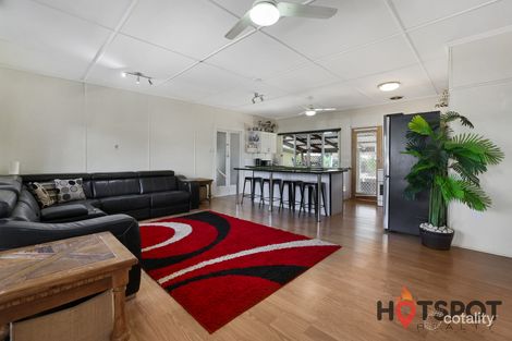 Property photo of 37 Duncraigen Street Norville QLD 4670