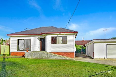 42 Waratah Cres, Macquarie Fields, NSW 2564