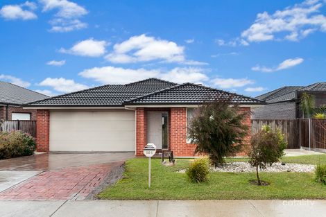 Property photo of 101 Wallara Waters Boulevard Wallan VIC 3756