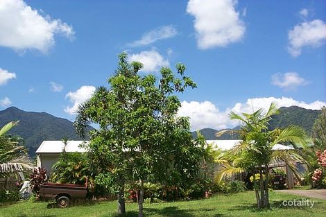 275 Robert Rd, Bentley Park, QLD 4869