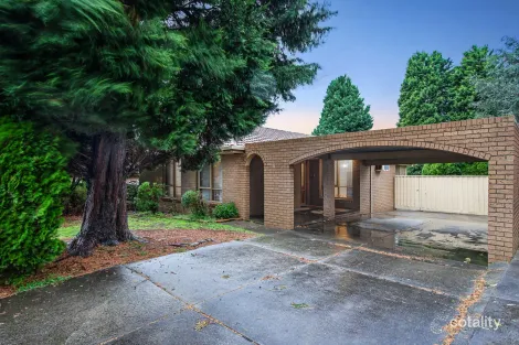 11 HAVERSHAM AVE, WHEELERS HILL, VIC 3150