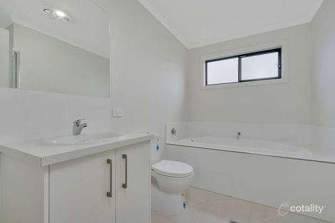 Property photo of 11 Barilla Avenue Munno Para Downs SA 5115