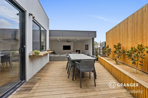 Property photo of 1 Ashenden Square Rosebud VIC 3939