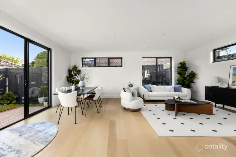 Property photo of 2A Sylvan Court Forest Hill VIC 3131