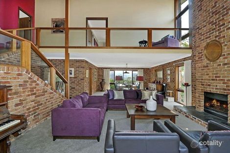 Property photo of 31 Silver Crescent Westleigh NSW 2120