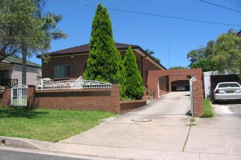 30 Fuller Ave, Earlwood, NSW 2206