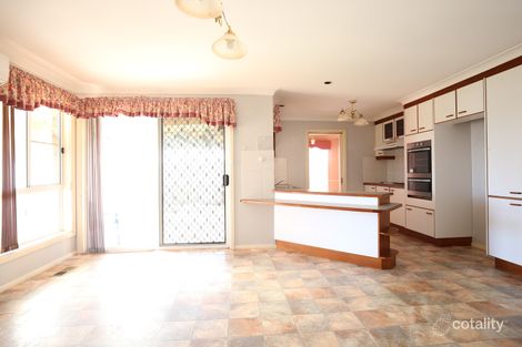 Property photo of 14 Anthony Crescent Orange NSW 2800