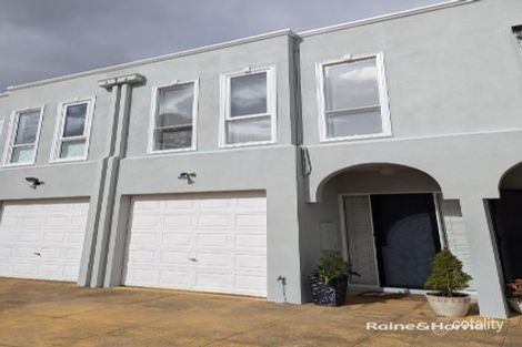 Property photo of 2/171 Mason Street Newport VIC 3015