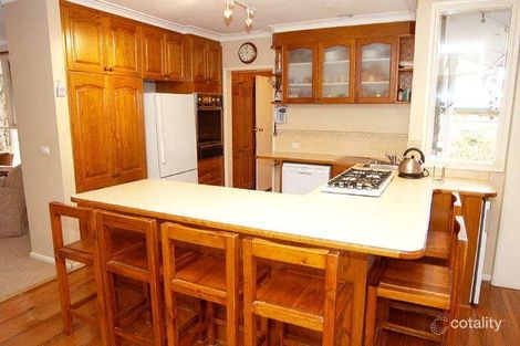 Property photo of 28 Leeds Road Mount Waverley VIC 3149
