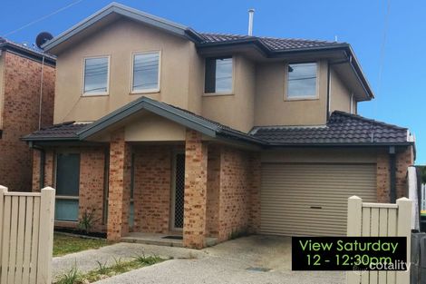 22 Railway Pde, Seaford, VIC 3198