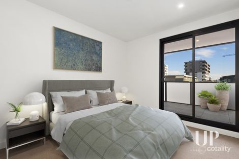 Property photo of 201/2 Elland Avenue Box Hill VIC 3128