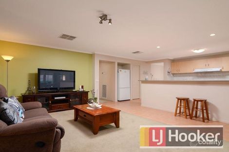 Property photo of 13 Highgrange Way Narre Warren North VIC 3804