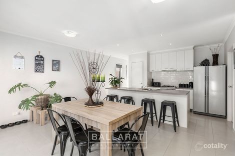 Property photo of 26 Willoby Drive Alfredton VIC 3350