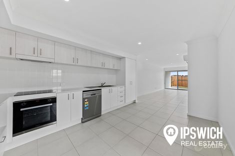 2/50 Dominique Way, Flinders View, QLD 4305
