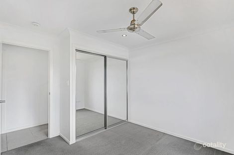Property photo of 6 Eugenie Court Glen Eden QLD 4680