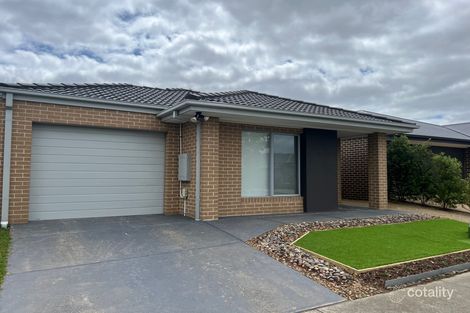 Property photo of 77 Golden Wattle Drive Mount Duneed VIC 3217