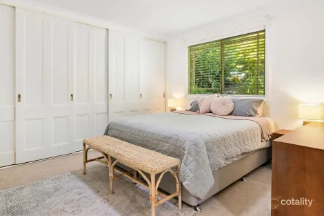 Property photo of 96 Sladden Road Yarrawarrah NSW 2233