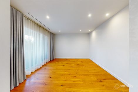 Property photo of 32 Park Avenue Kew VIC 3101