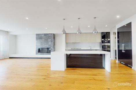 Property photo of 32 Park Avenue Kew VIC 3101