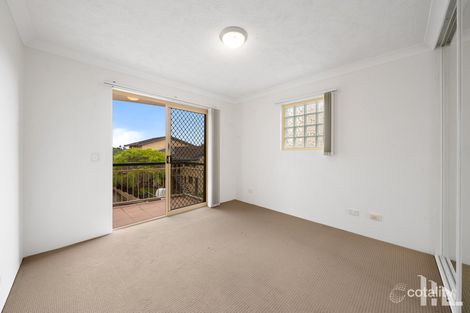 Property photo of 4/52 Kitchener Street Coorparoo QLD 4151