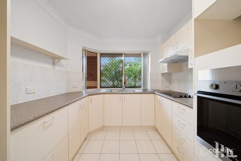 Property photo of 4/52 Kitchener Street Coorparoo QLD 4151