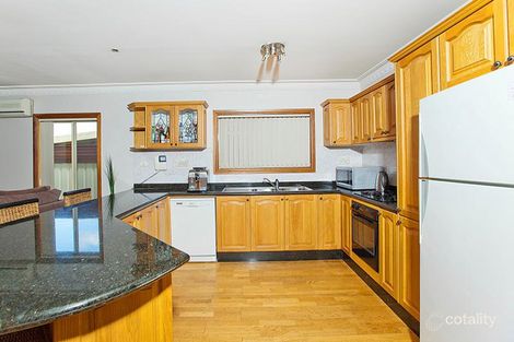 Property photo of 14 Wombeyan Court Wattle Grove NSW 2173