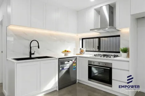 Property photo of 33A Abrahams Street Claymore NSW 2559