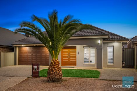 Property photo of 27 Rutherglen Way Caroline Springs VIC 3023