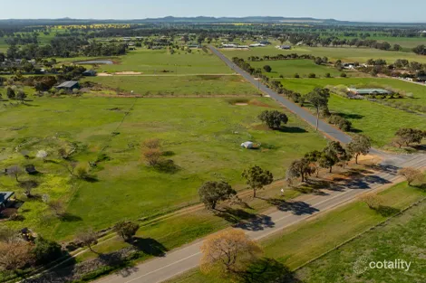 Property photo of 1 Wattle Street Temora NSW 2666