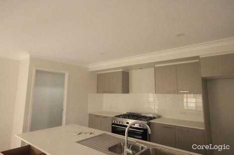 Property photo of 8 Daydream Crescent Springfield Lakes QLD 4300