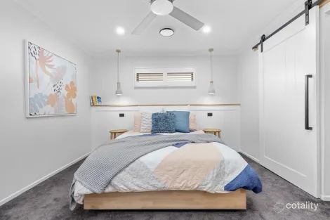 Property photo of 5 Jessica Close Wantirna South VIC 3152