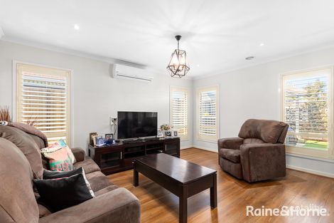 13 Equinox Way, Fraser Rise, VIC 3336