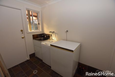 Property photo of 60 Sieben Drive Orange NSW 2800