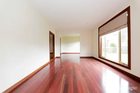 Property photo of 1/17 Mimosa Street Glen Waverley VIC 3150