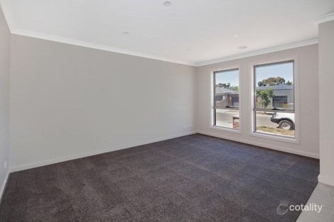 Property photo of 28 Heppner Court Sebastopol VIC 3356
