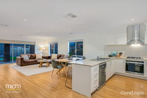 Property photo of 11 Broome Road Point Cook VIC 3030