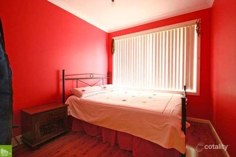 Property photo of 70 Billabong Avenue Dapto NSW 2530