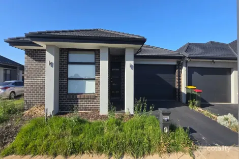 8 Damesfly Cct, Tarneit, VIC 3029