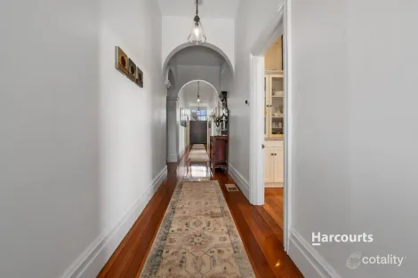 Property photo of 32 South Road West Ulverstone TAS 7315