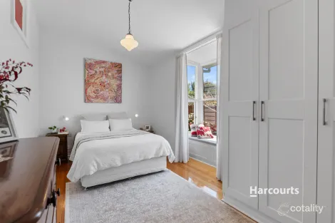 Property photo of 32 South Road West Ulverstone TAS 7315